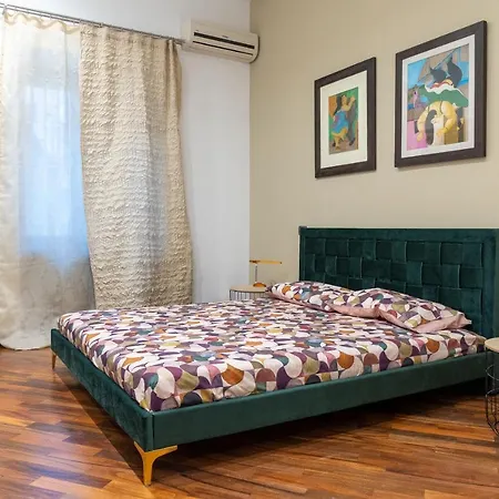 Roomito Naples