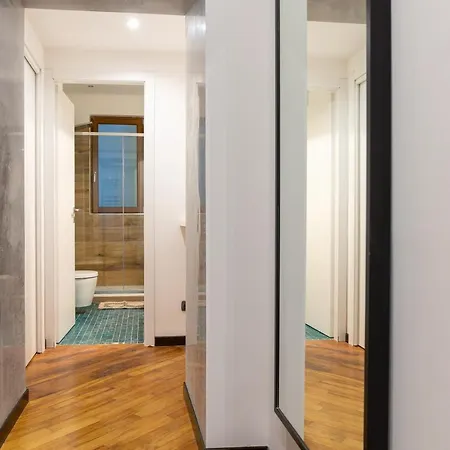 לינה וארוחת בוקר Roomito