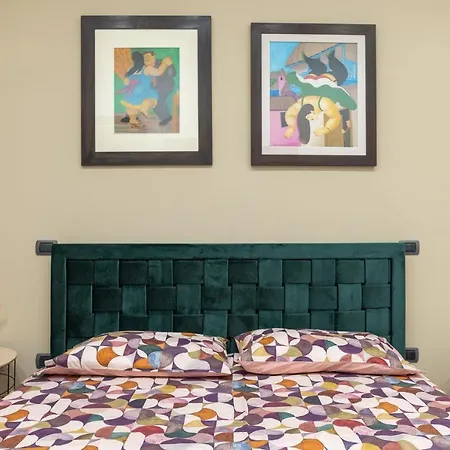 Roomito 3* נאפולי