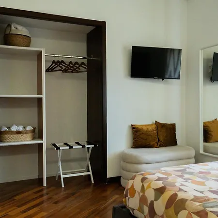 Roomito 4*